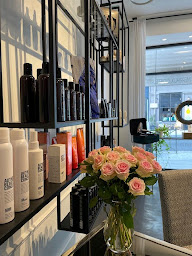 Photo n°9 de Salon de Coiffure Defly à Nice (Salon de coiffure)