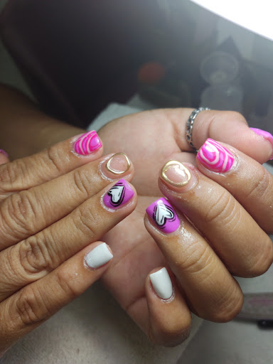 SHINE NAIL SALON