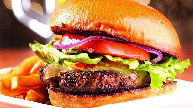 Blondies Sports Bar & Grill