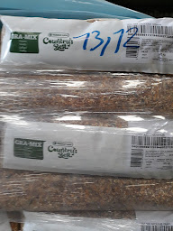 Photo n°10 de bletner ferme équestre du grand couronné le grain de folie à Lenoncourt (Ferme d'élevage)