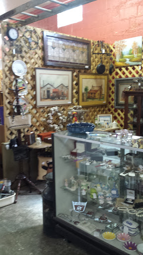 Springville Antique Mall - Thumbnail