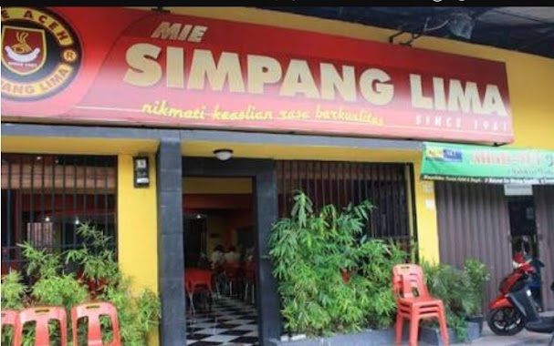 Mie Simpang Lima, Author: aboy back