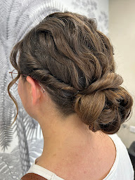 Photo n°20 de Le Salon d’Hélène à Ribécourt-Dreslincourt (Salon de coiffure)