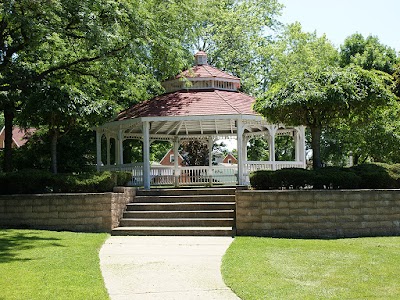 Lyndhurst City Hall