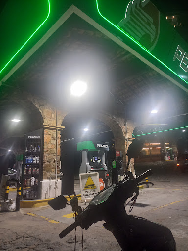 Gasolinera Pemex Puerto Vallarta - Thumbnail