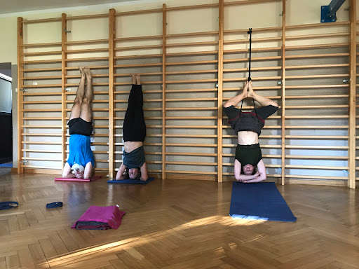 Joga przy Elektoralnej -Grzegorz Węgłowski