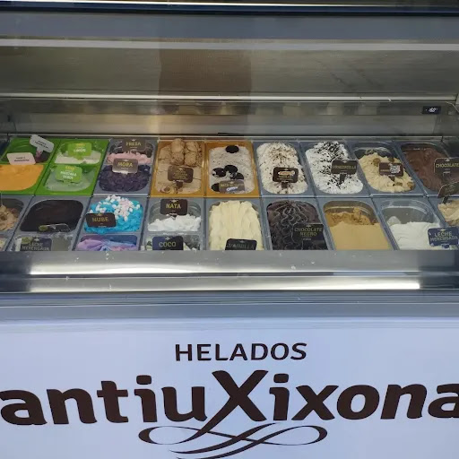 Heladería Antiu Xixona Chiva Logo