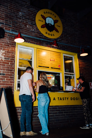 Daddy’s Dogs (Printer's Alley) by null