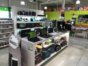 Photo n°3 de Cash Express Magasin d'occasions Multimédia, Téléphonie, Bijoux, Achat d'or à Verdun (Magasin de jeux vidéo)