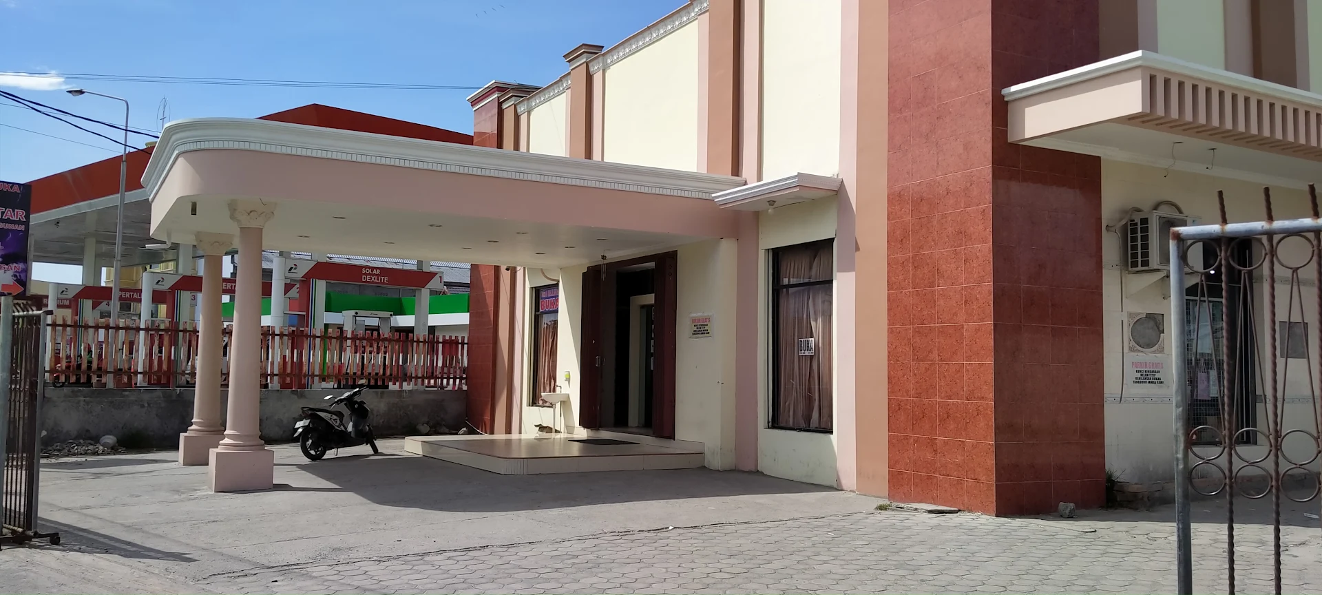 Hotel RAJA AKAS