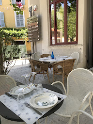 Photo n°28 de Café du Siècle à Collobrières (Restaurant)
