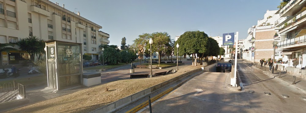 Continental PARKING Plaça Pou Vedre Sitges