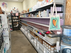 Photo n°18 de KL STUDIO LOGISTIQUES Coiffure & Beauté à Soultz-Haut-Rhin (Magasin)