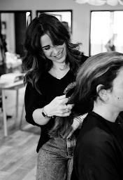 Photo n°4 de Mariette à Villepreux (Salon de coiffure)