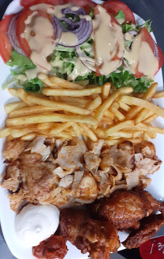 Photo 3 - Le Petit Resto (snack)