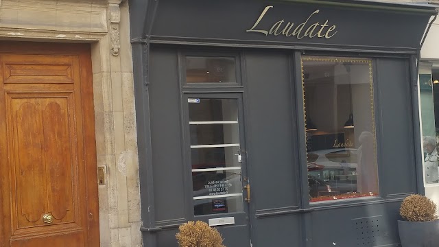 Laudate Paris