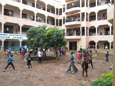 Photos of Complex School Rosey Abantara