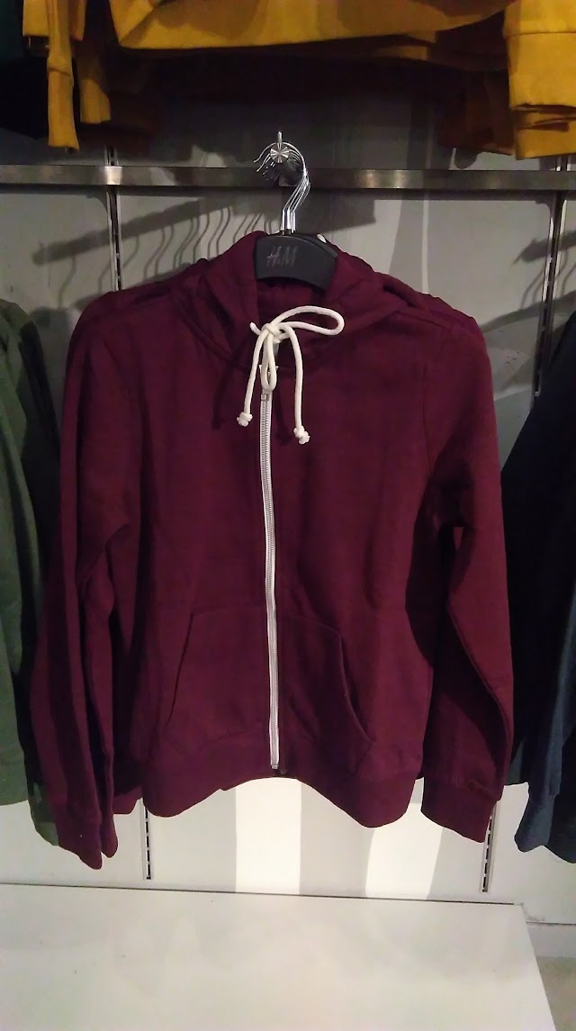 H&M