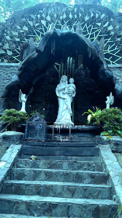 Photos of Gua Maria Giri Wening