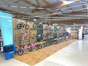 Photo n°6 de Decathlon Bourges Saint Doulchard à Saint-Doulchard (Magasin de vélos d'occasion)