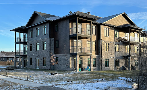 Trailside Square - Visual