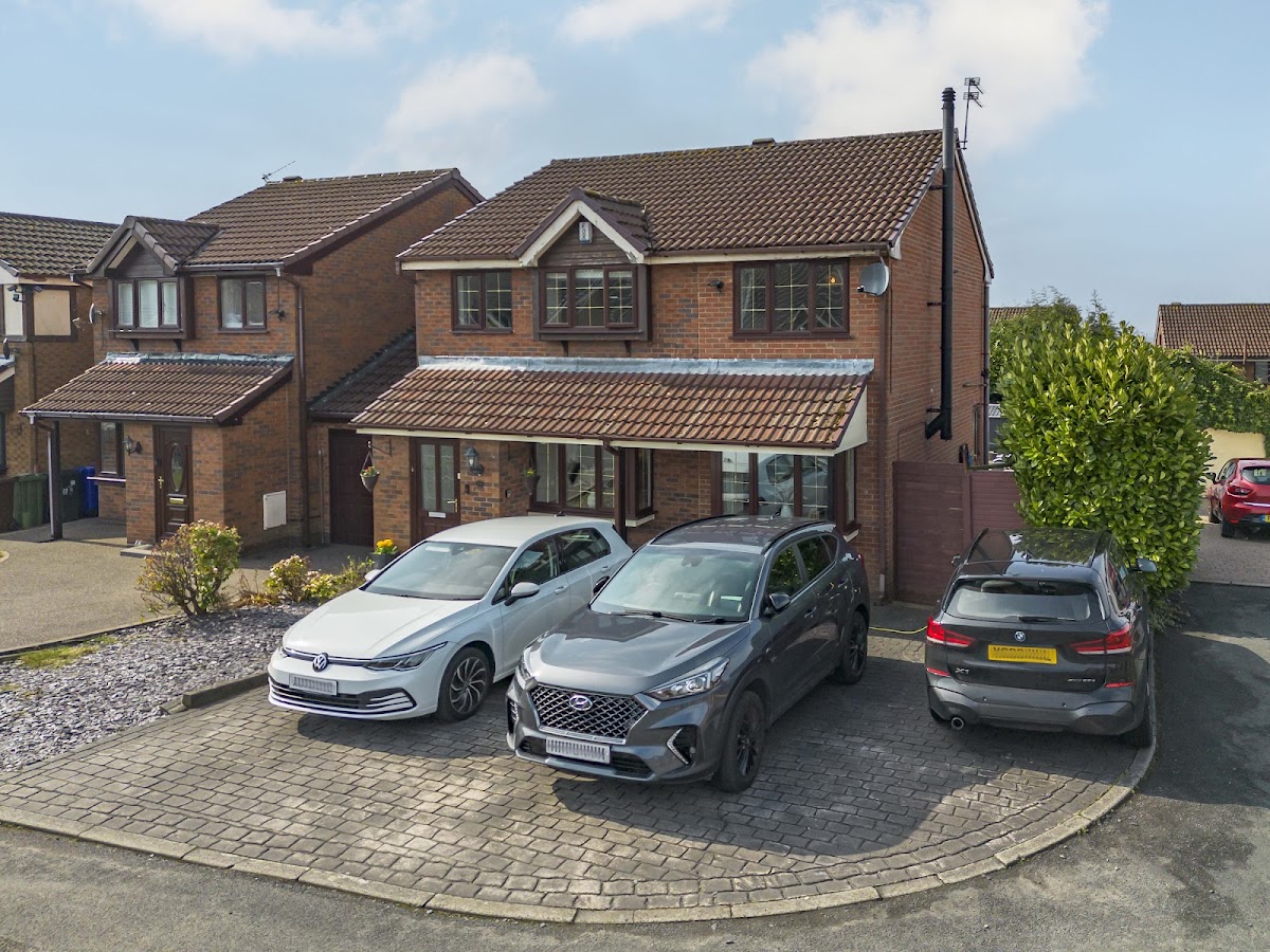 Estate Agent Stockport and Tameside | Adam Simms