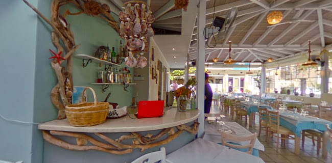 https://oceanrestaurant.gr/
