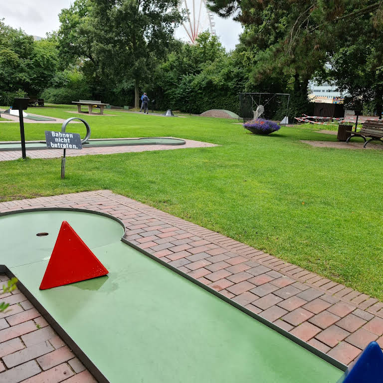 Minigolf-Anlage un Blomen - Minigolfplatz in Sankt Pauli