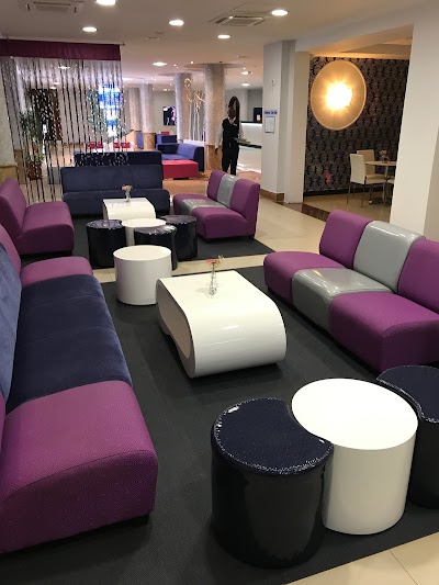 Photos of National Hotel