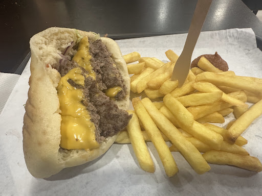 Photo 1 - Le Burger Gourmet
