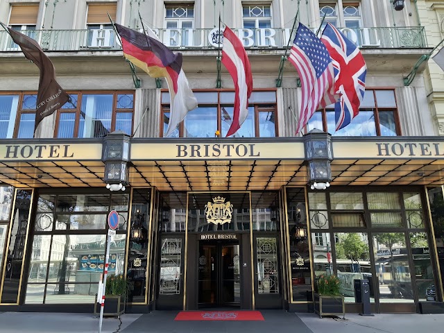 Bristol Lounge