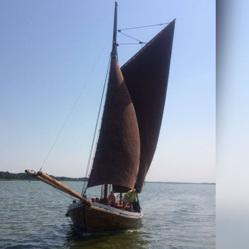 Zeesboot Bernstein