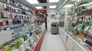 Photo n°12 de Access and Mobile à Paris (Atelier de réparation de téléphones mobiles)