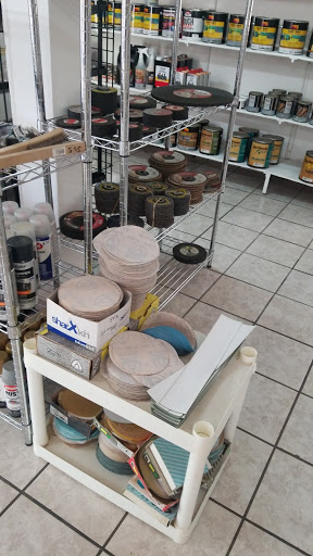 Willys Paint Shop - Thumbnail