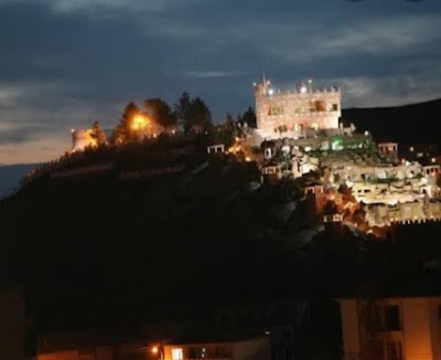 Şefaatli Castle