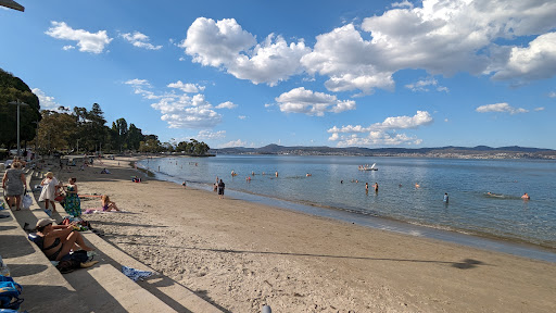 Sandy Bay beach