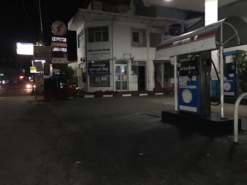 Ceypetco Filling Station, Author: Ruwan Sanjeewa