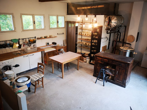 Photo de Atelier céramique La Montagne Sud à Lamonzie-Saint-Martin (24680)