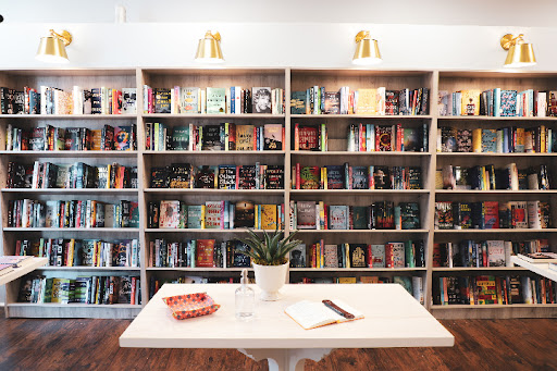 Booked - Visual