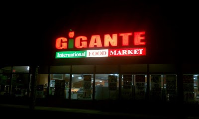 Gigante International Market