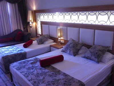 Photos of Justiniano Deluxe Resort