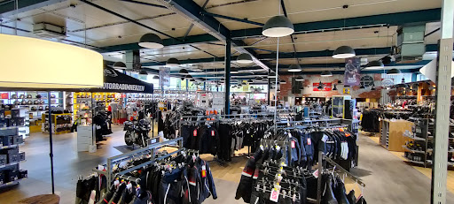 Louis Mega Shop Tilburg - Thumbnail