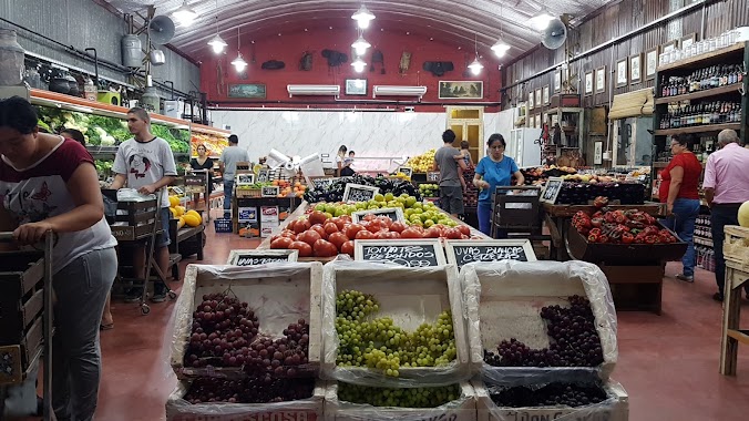 Don Nazareno - Carnes y Verduras, Author: Roberto Baghdassarian