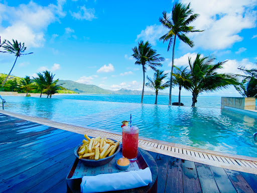 Bam Bam at Intercontinental Hayman Island - Thumbnail