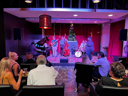 Breezy Jazz House & Restaurant - Thumbnail