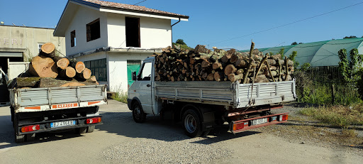 Masso legna da ardere carbone e pellet