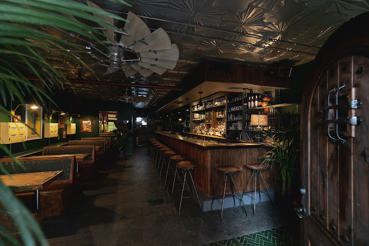 The Garret Cocteleria by null