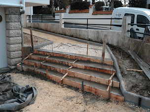 Photo n°13 de G . P SARL à Saujon (Société de transport routier)