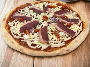 Photo n°35 de El Delicioso Morcenx - Distributeur de pizzas artisanales 24/24 à Morcenx-la-Nouvelle (Pizzas à emporter)