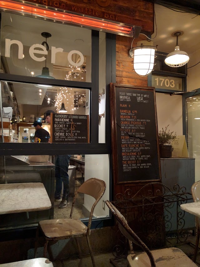 Nero Belgian Waffle Bar